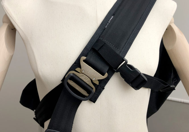 zakka life: How to Make a Shoulder Strap out of a Belt